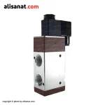 شیر برقی پنوماتیک 3 به 2 تک بوبین یک شیر برقی کاربردی بوده و برای محل هایی که به یک خروجی باد و تخلیه آن نیاز است استفاده می شود این شیر برقی 3 به 2 تک بوبین در سایز ها و ولتاژ های مختلف در فروشگاه علی صنعت موجود می باشد