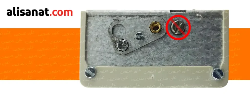 پیچ مکازیم پرشر سوئیچ دانفوس KP5 که نباید آن را باز کرده و مربوط به اتصالات اجزای داخلی پرشر می باشد